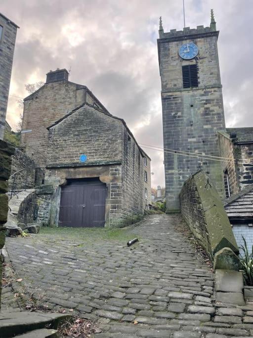Brook Cottage 홀름퍼스 외부 사진