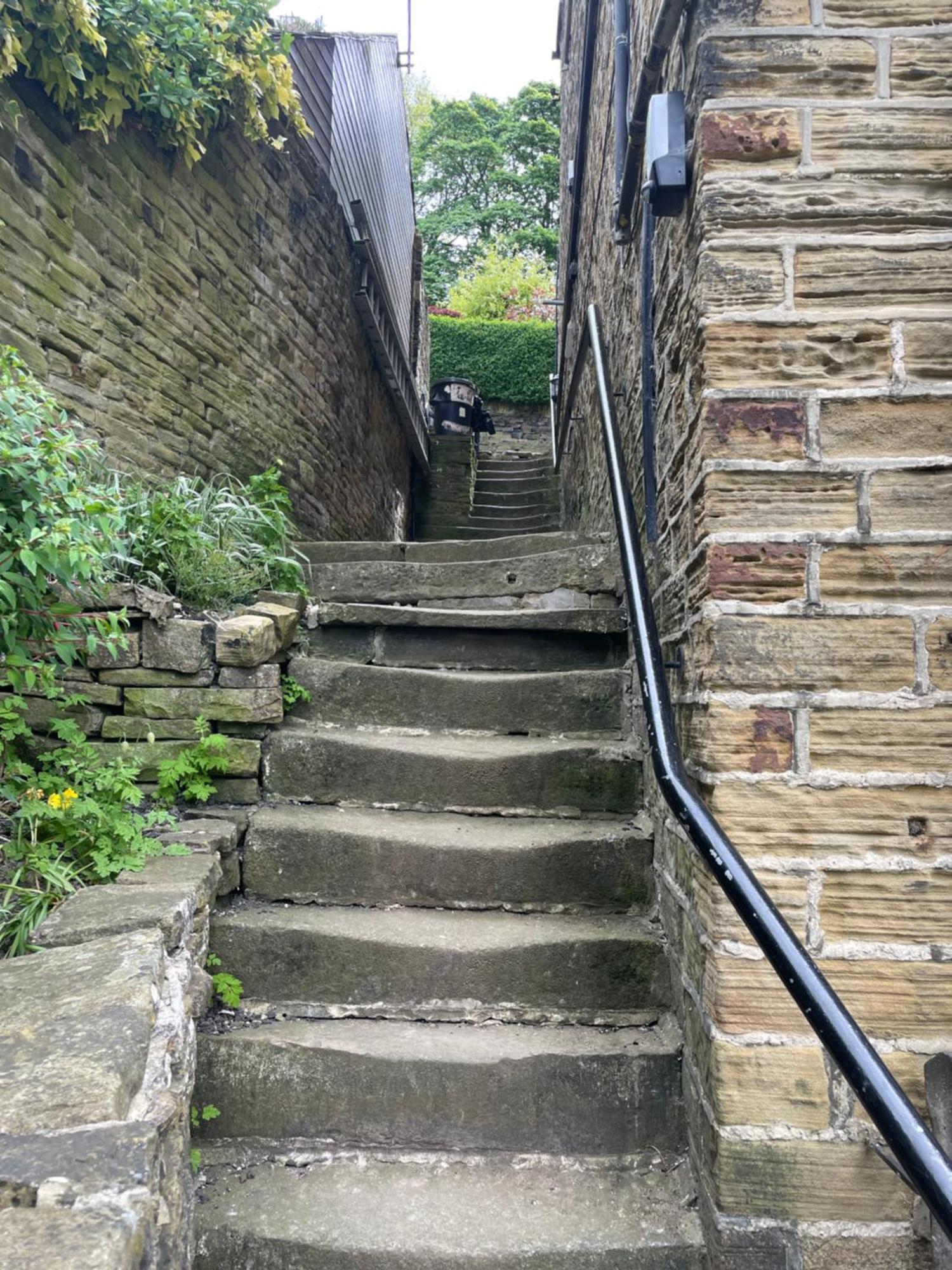 Brook Cottage 홀름퍼스 외부 사진